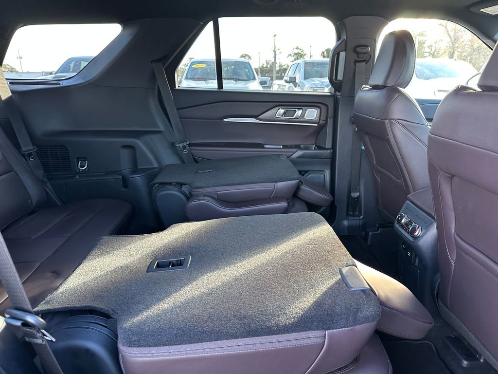 New 2025 Ford Explorer Platinum image 55