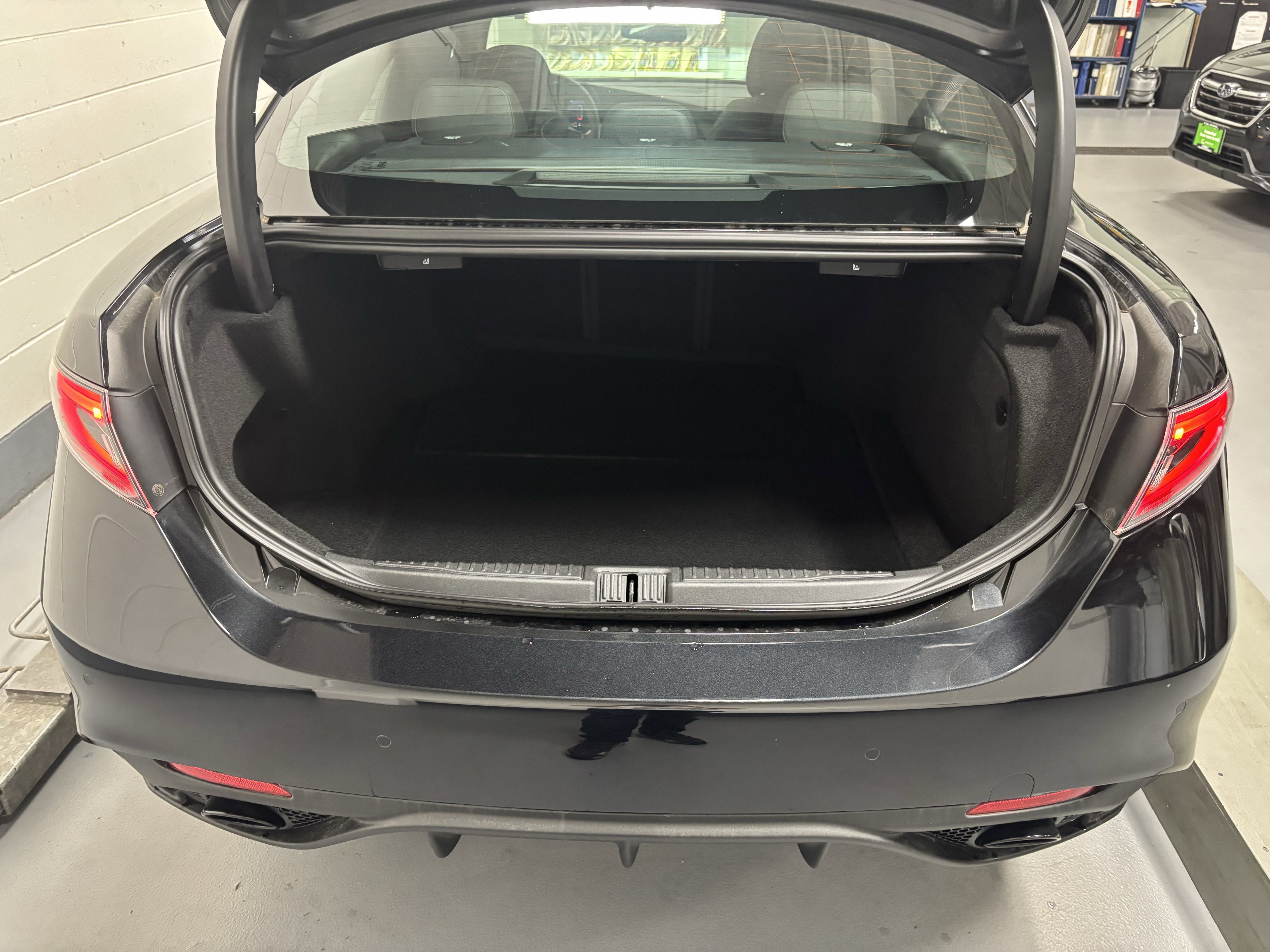 New 2025 Alfa Romeo Giulia AWD w/ Driving Assist Package image 26