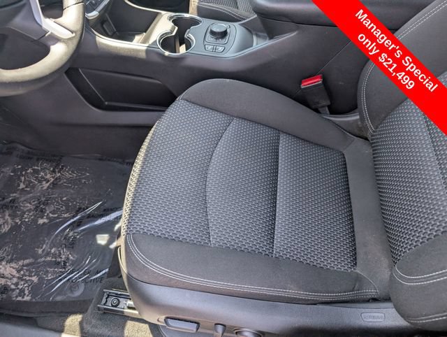 Used 2022 GMC Terrain SLE w/ Driver Convenience Package FWD image 22