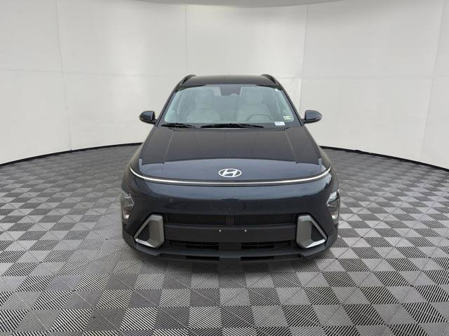 Used 2025 Hyundai Kona SEL AWD/4WD image 13