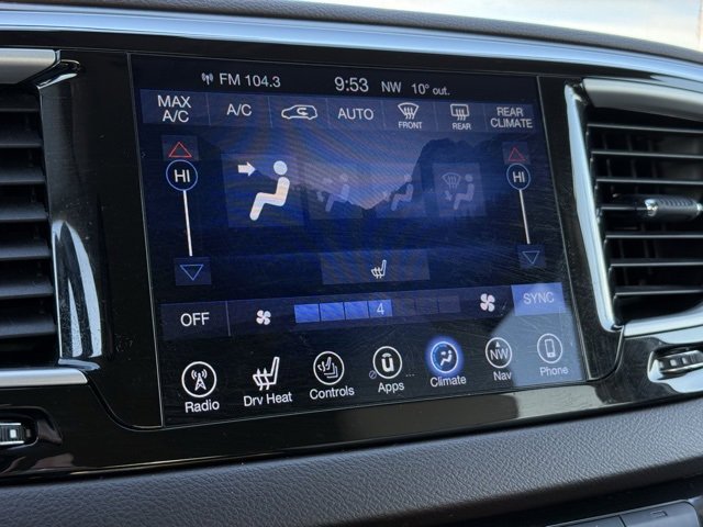 Certified 2017 Chrysler Pacifica Touring-L image 24