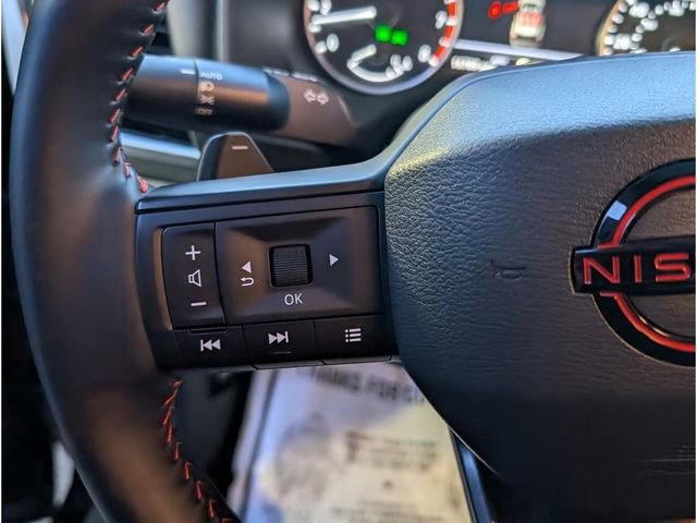 Certified 2025 Nissan Rogue SV image 17