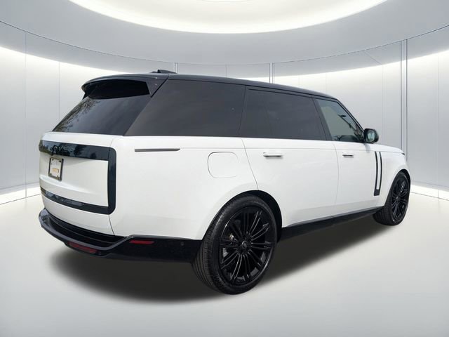 Used 2024 Land Rover Range Rover Long Wheelbase SE AWD/4WD image 6