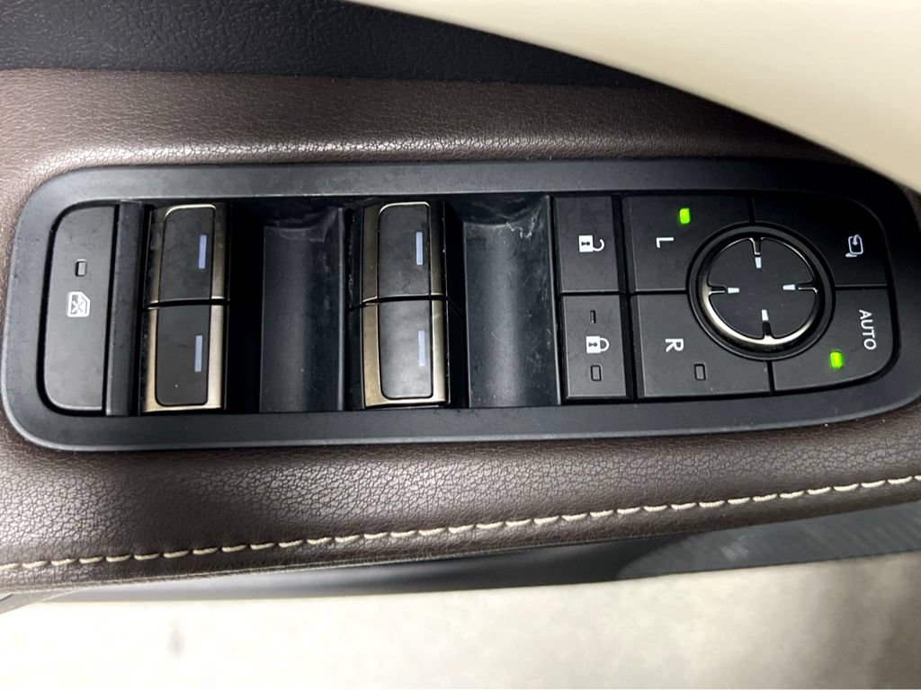 Certified 2024 Lexus RX 350 Premium w/ Kick Sensor & Tow Package AWD/4WD image 14