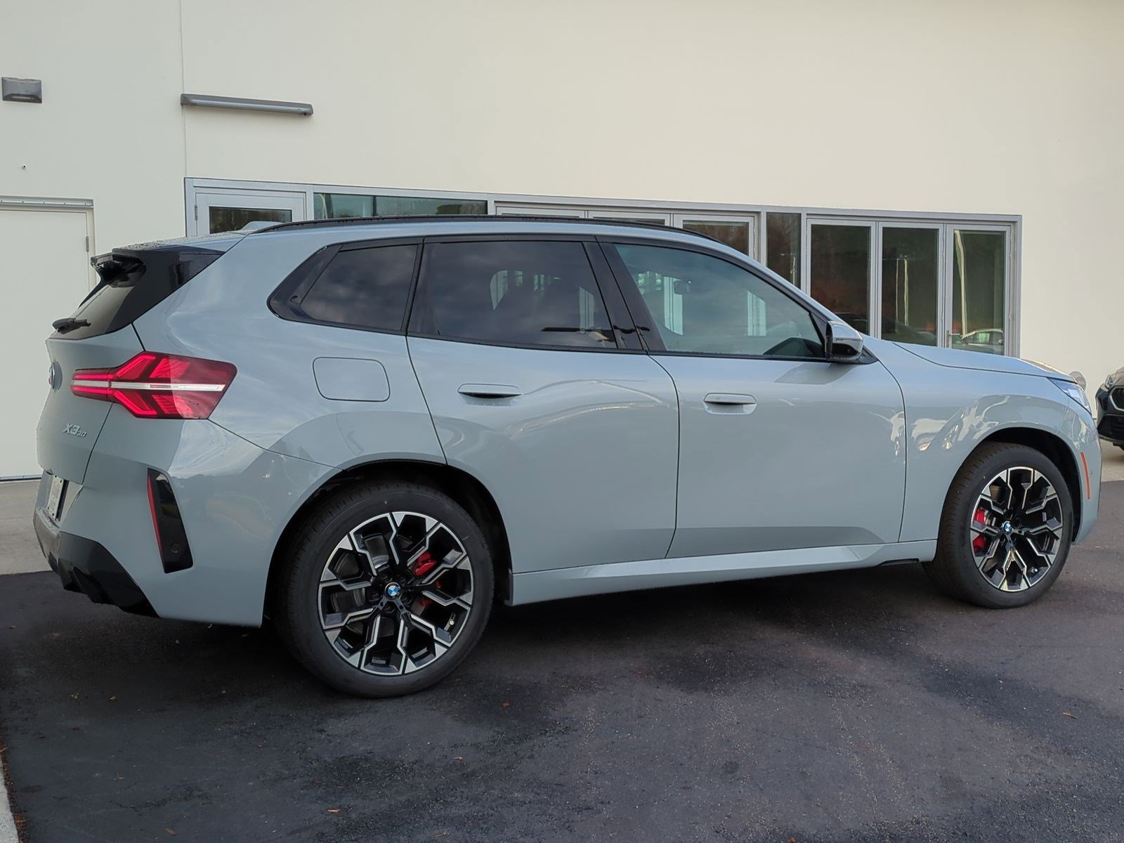 Certified 2026 BMW X3 xDrive30i w/ Premium Package AWD/4WD image 9