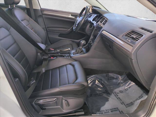Used 2018 Volkswagen Golf Alltrack SEL image 21