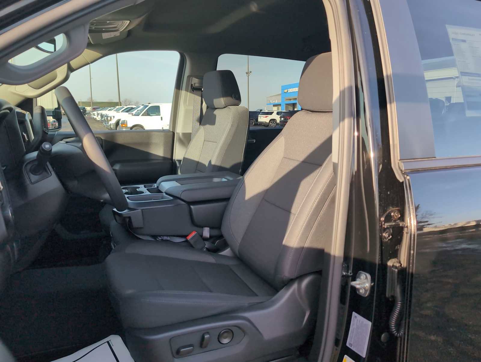 New 2026 Chevrolet Silverado 2500 Custom w/ Custom Value Package AWD/4WD image 18
