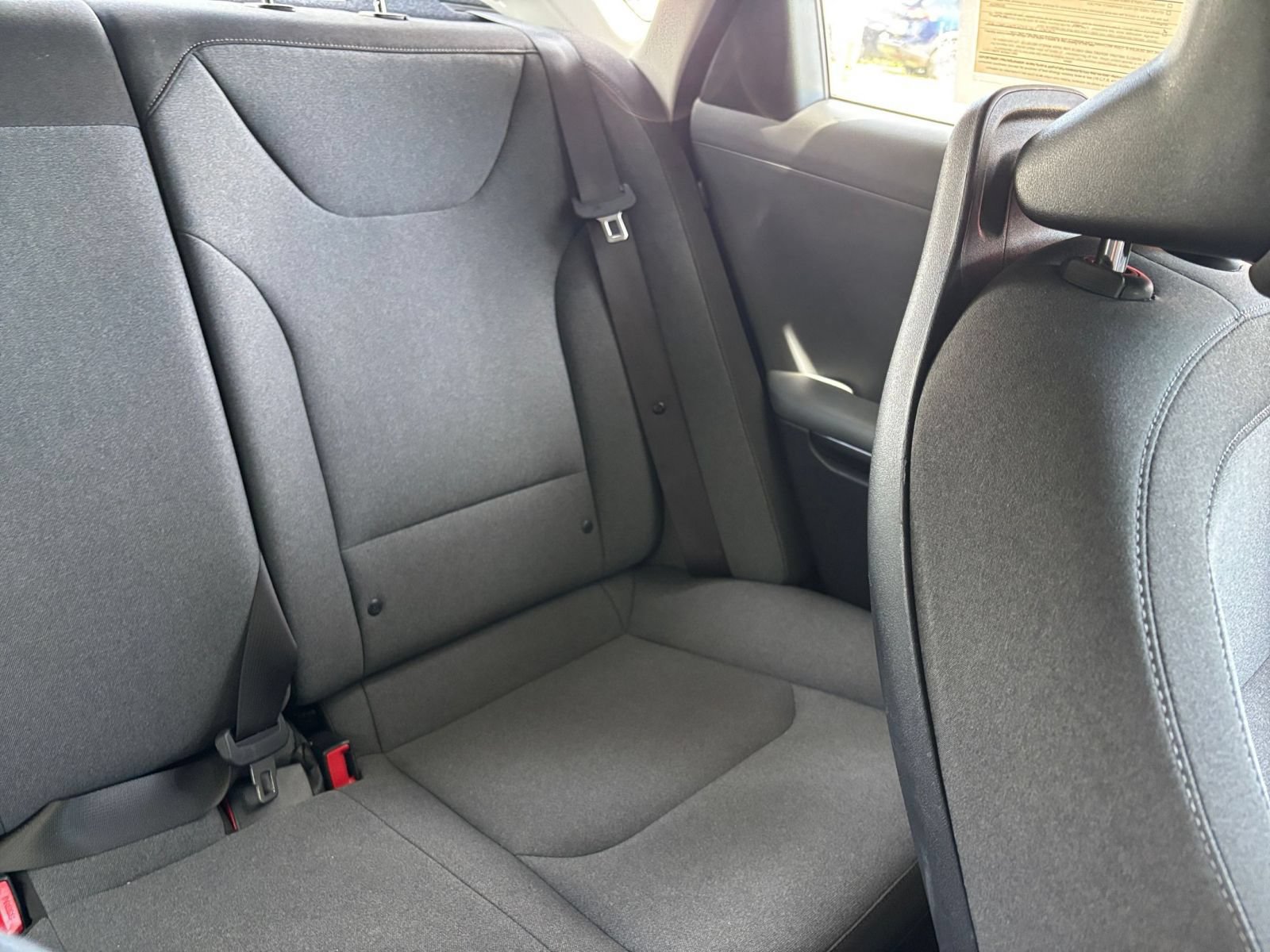 Used 2025 Kia K4 FWD image 36