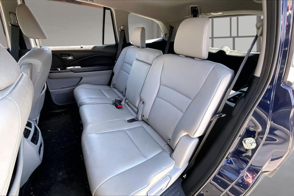 Used 2017 Honda Pilot Touring image 21