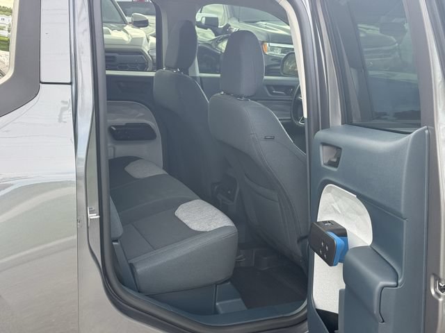 Used 2025 Ford Maverick XLT w/ XLT Luxury Package FWD image 32