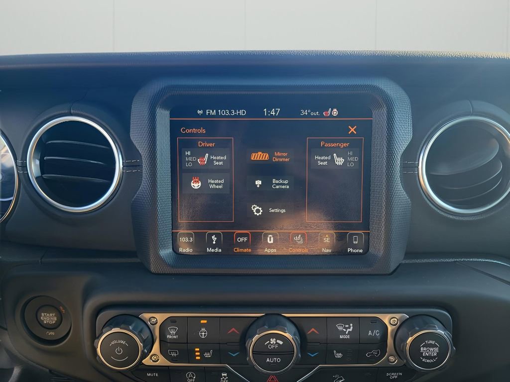 Used 2019 Jeep Wrangler Unlimited Sahara image 18