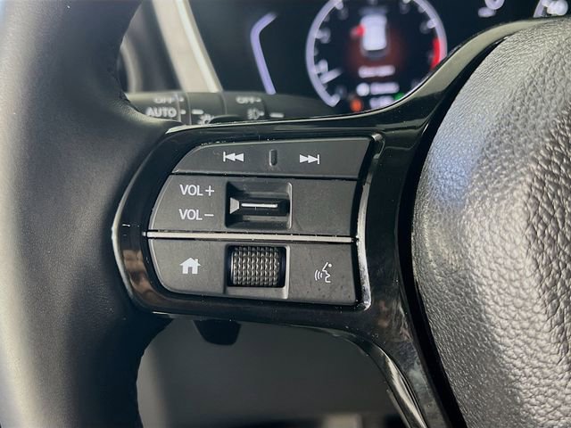 Used 2023 Honda Pilot Touring image 17