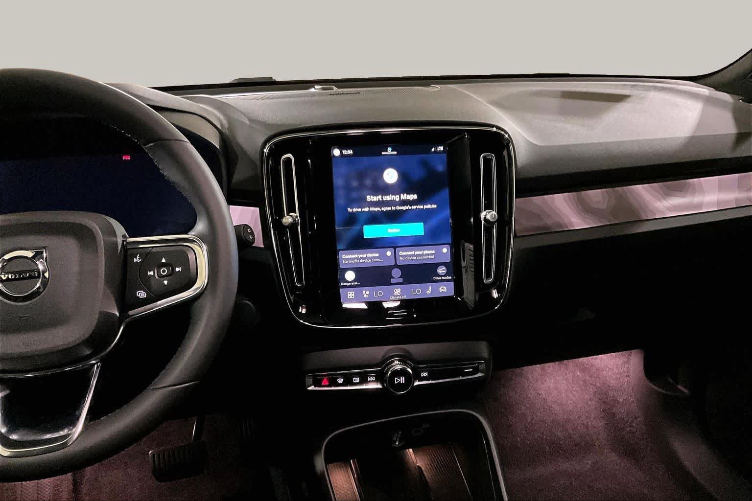 Used 2023 Volvo XC40 Recharge Ultimate w/ Protection Package Premier AWD/4WD image 6