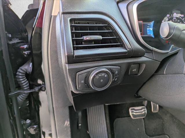 Used 2018 Ford Fusion Titanium image 10