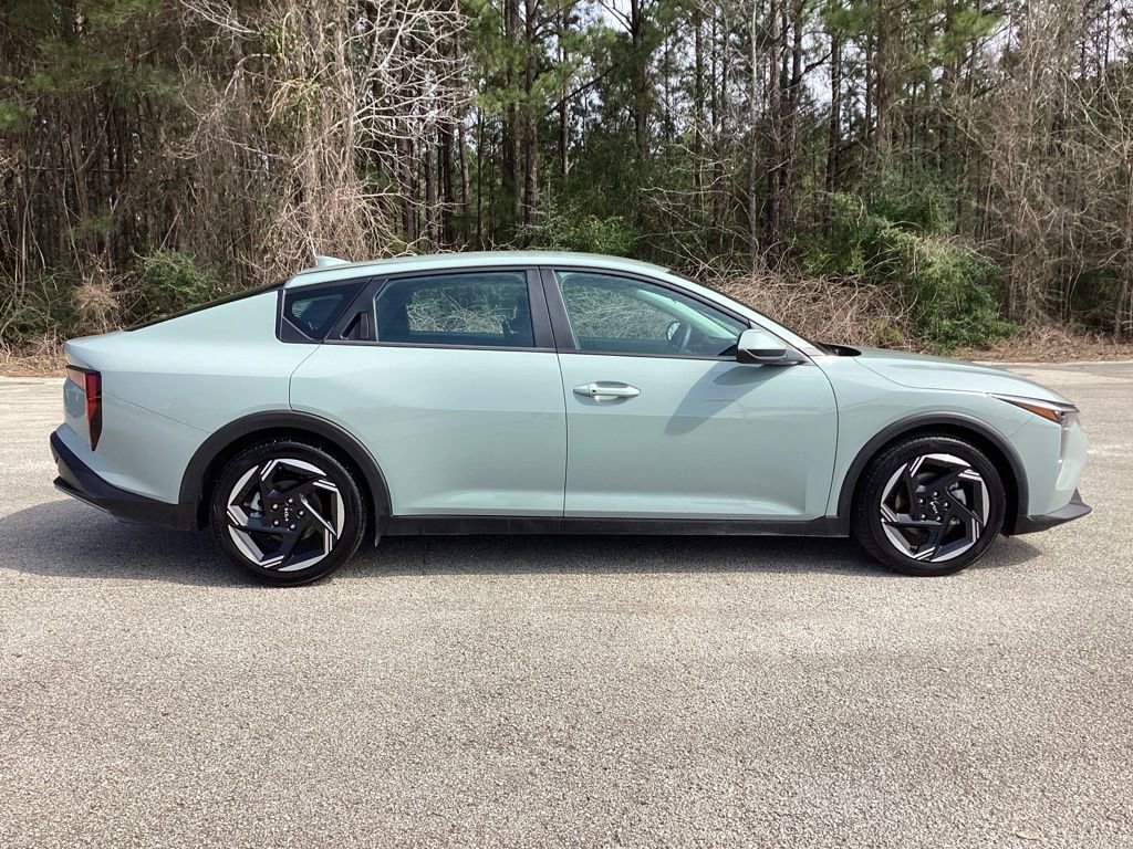 Used 2025 Kia K4 EX image 4
