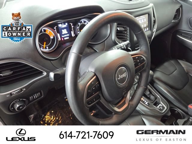 Used 2019 Jeep Cherokee Latitude Plus w/ Cold Weather Group AWD/4WD image 18
