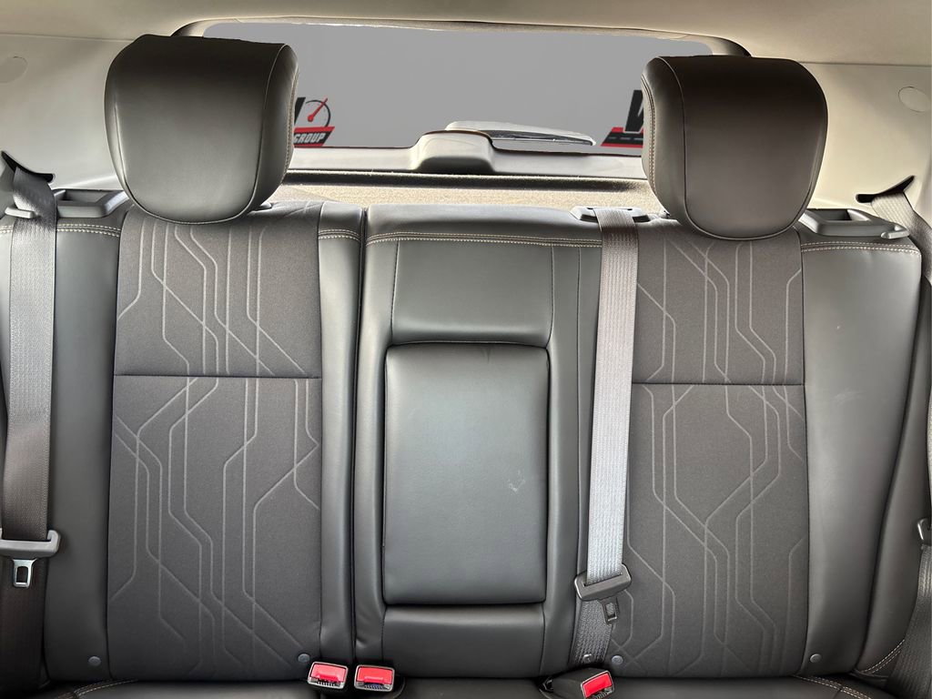 Used 2021 Chevrolet Trax LT w/ Sport Edition image 18