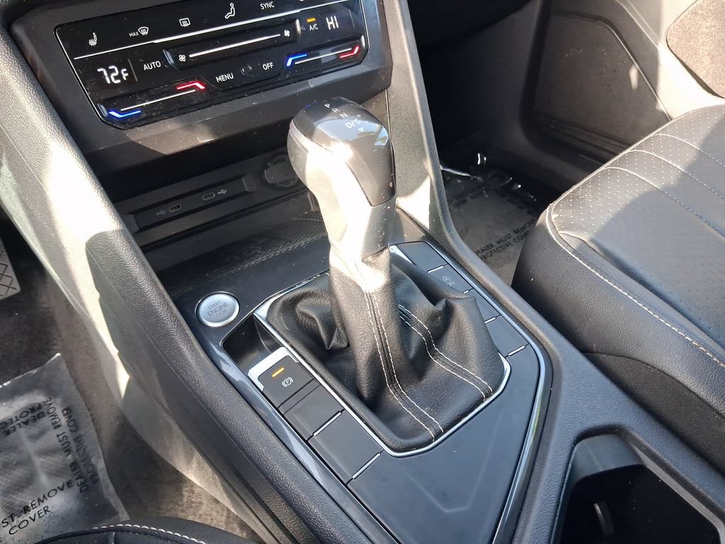 Used 2022 Volkswagen Tiguan SE FWD image 22