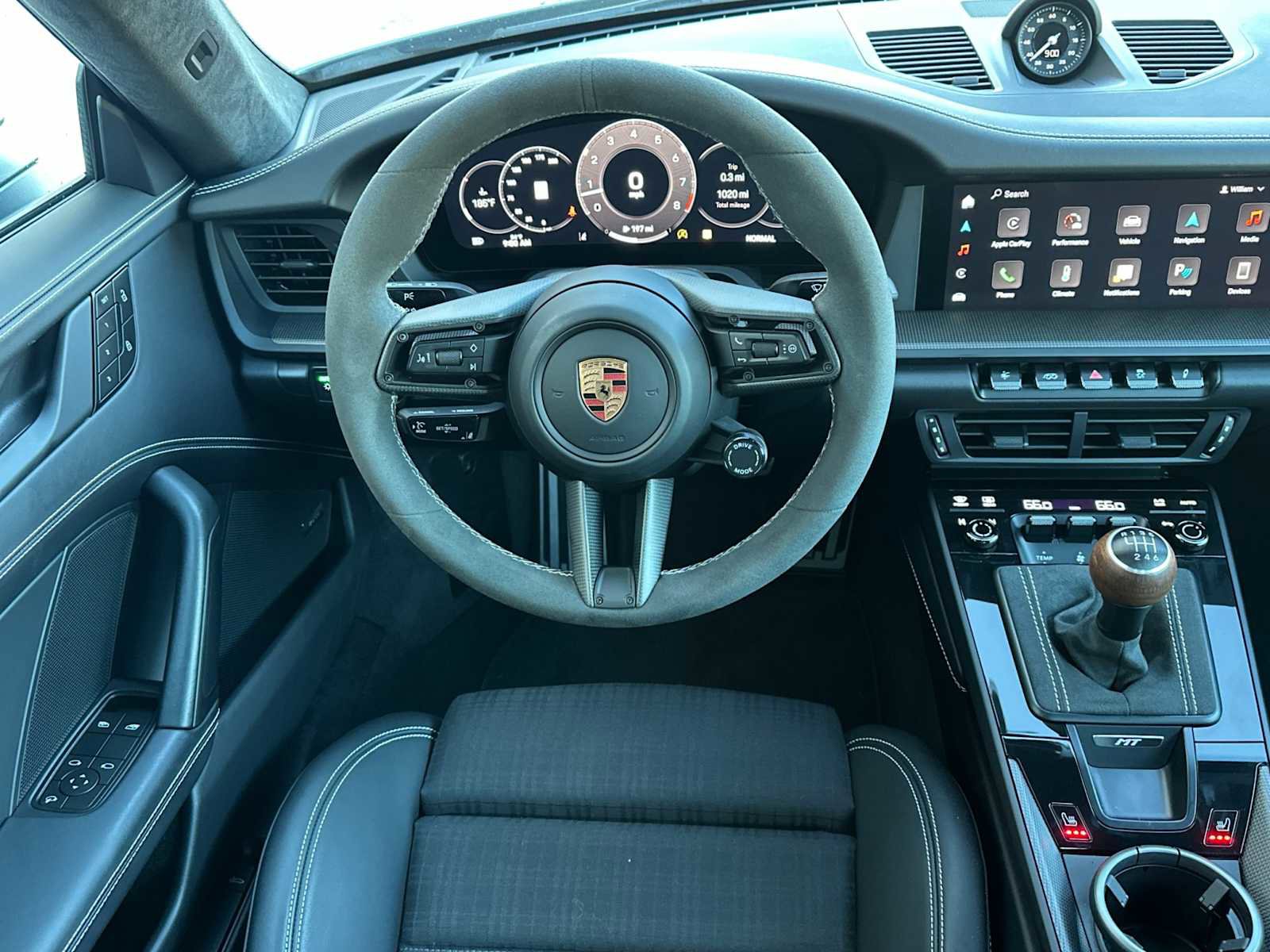 Certified 2025 Porsche 911 Carrera T image 15