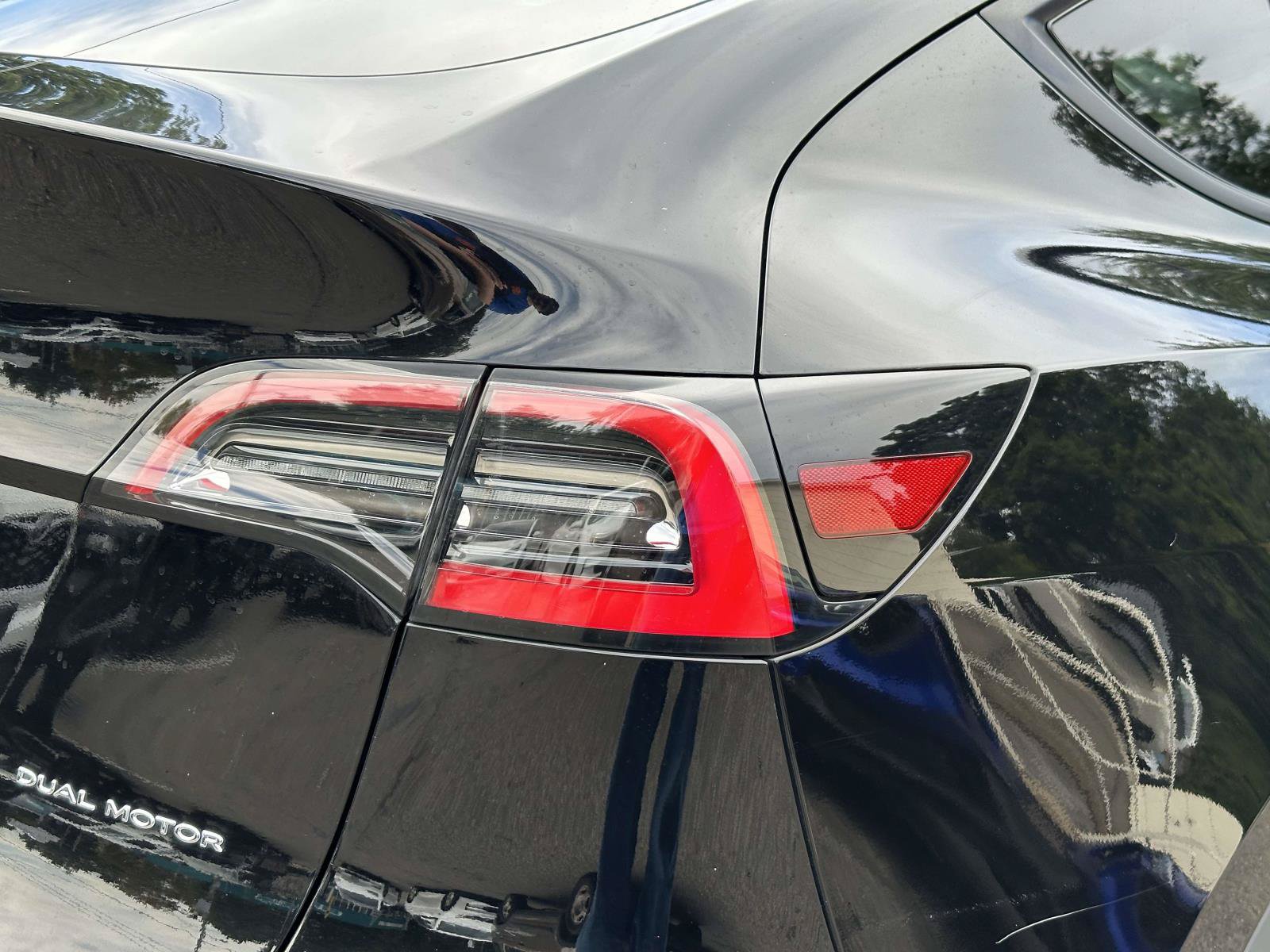 Used 2021 Tesla Model Y Long Range AWD/4WD image 12