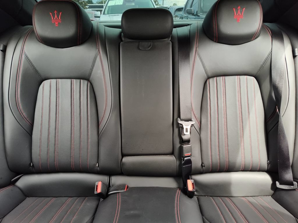 Used 2023 Maserati Ghibli Modena RWD image 36