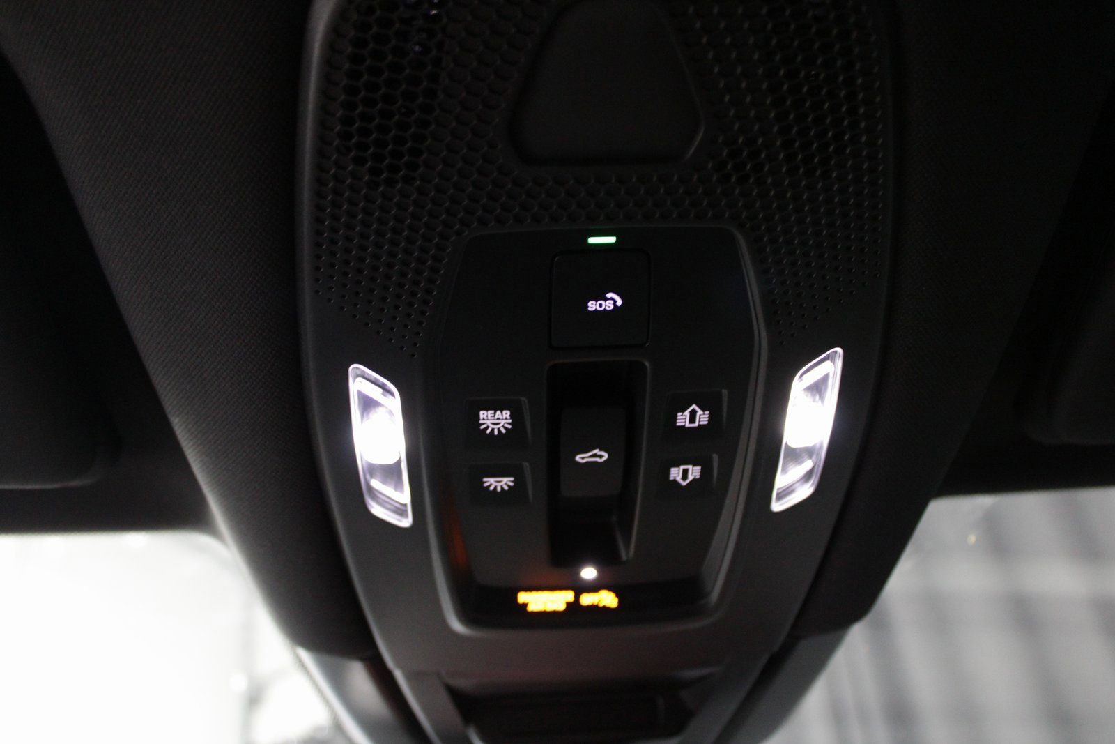 Certified 2025 Porsche Cayenne image 36