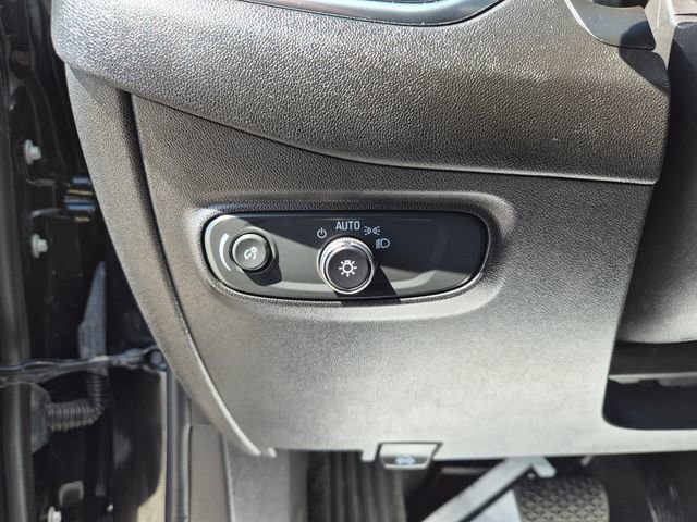 Used 2024 Chevrolet Equinox LT FWD image 18