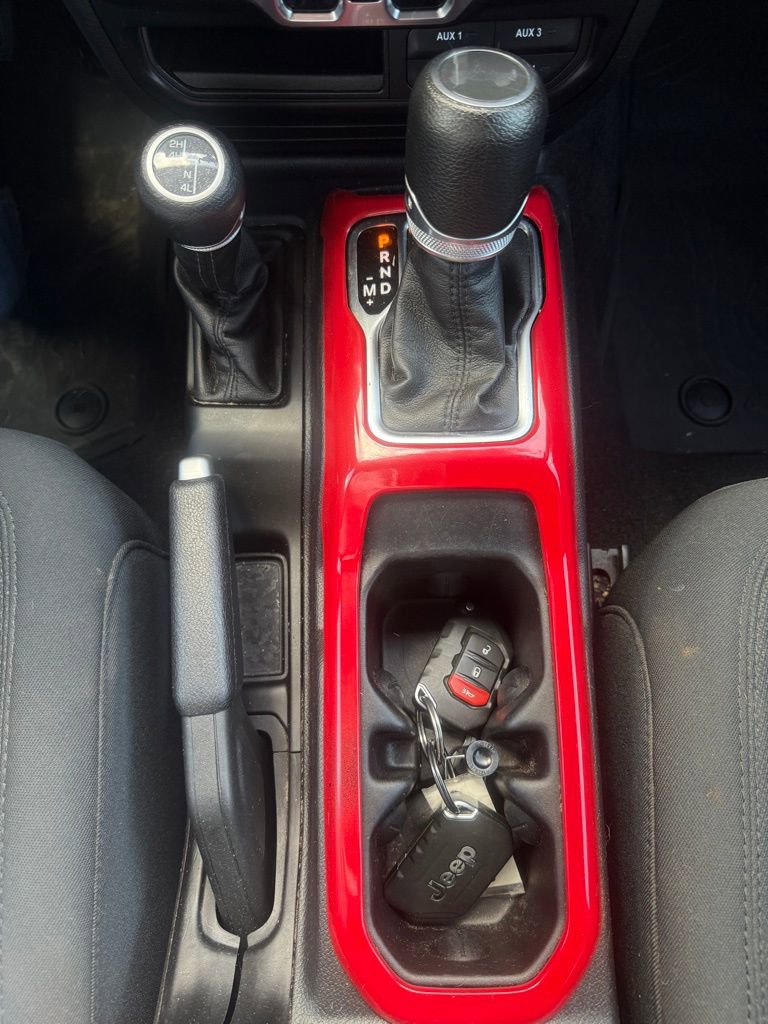 Used 2023 Jeep Wrangler Willys image 32