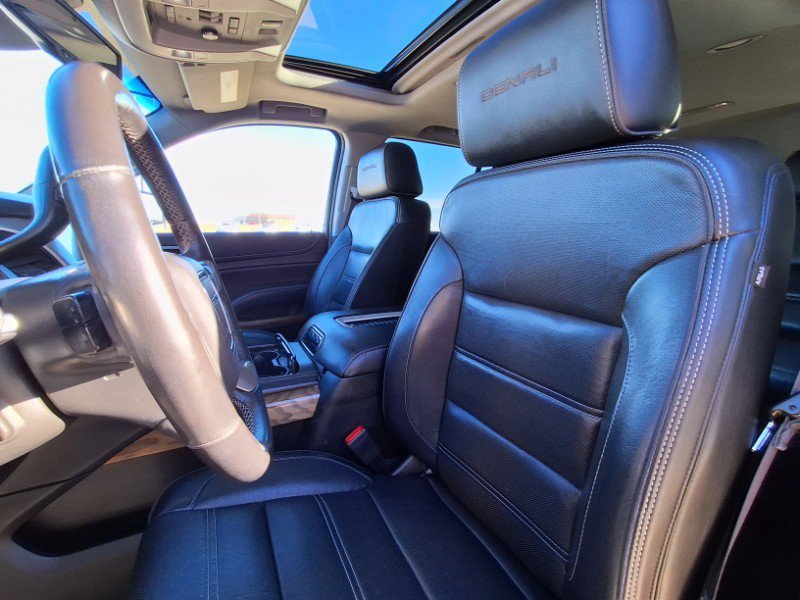 Used 2020 GMC Yukon Denali w/ Denali Ultimate Package image 10