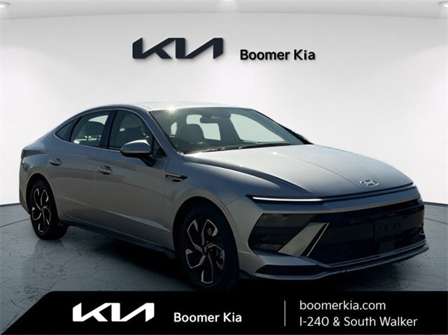 Used 2025 Hyundai Sonata SEL image 3