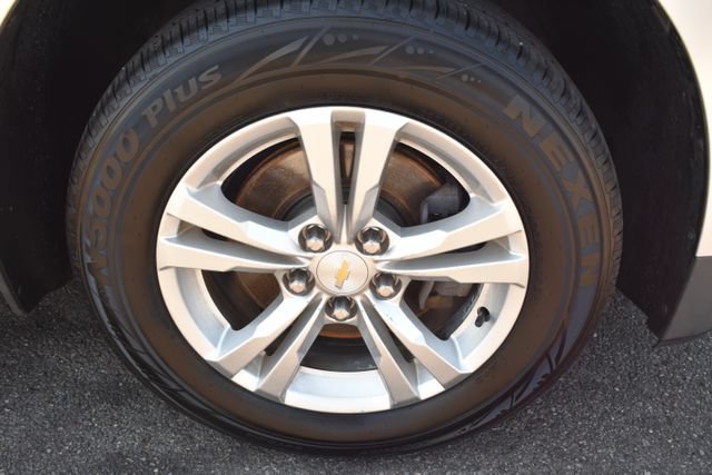 Used 2017 Chevrolet Equinox LS FWD image 41