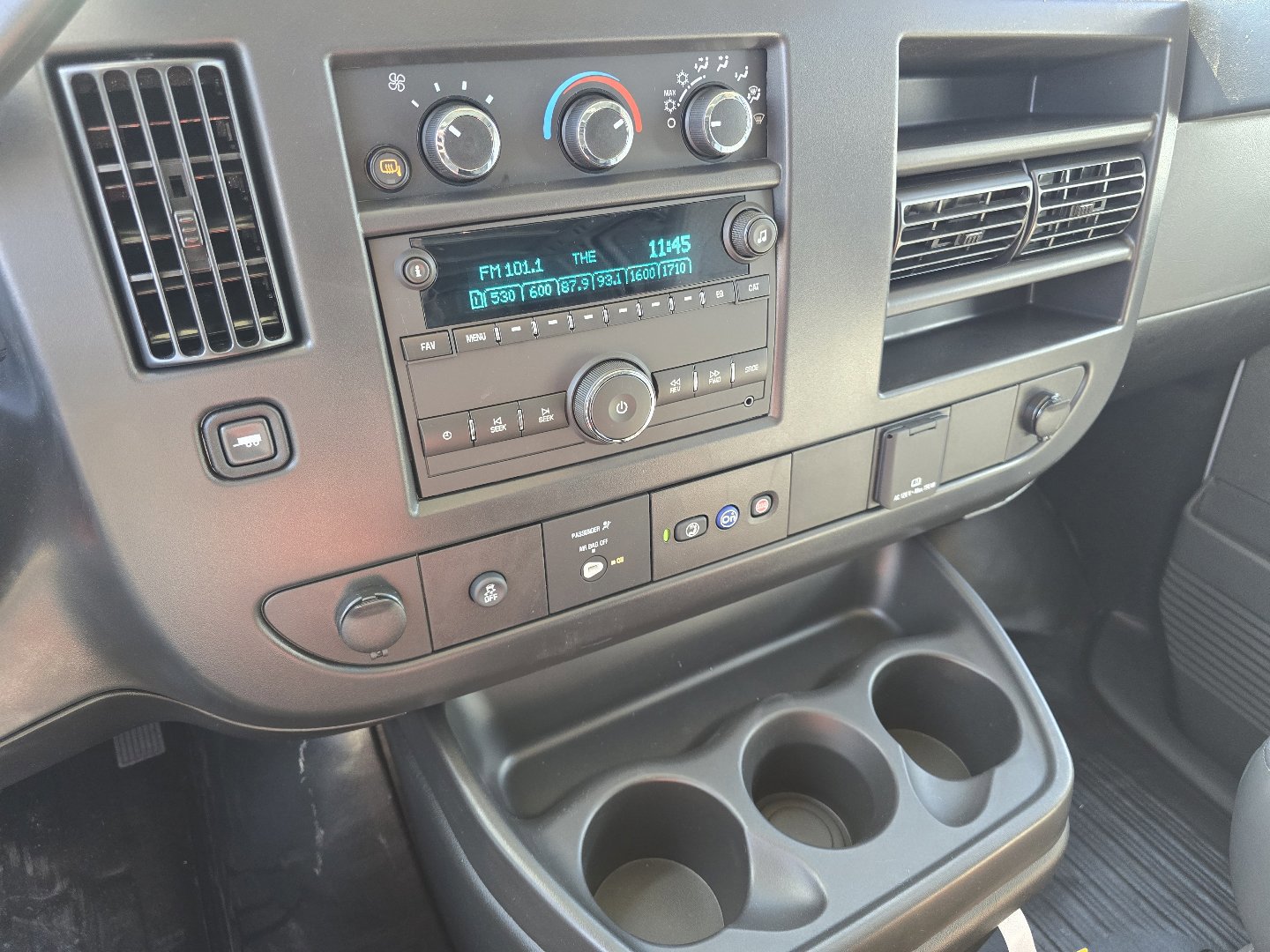 New 2026 Chevrolet Express 2500 Extended w/ Driver Convenience Package RWD image 16