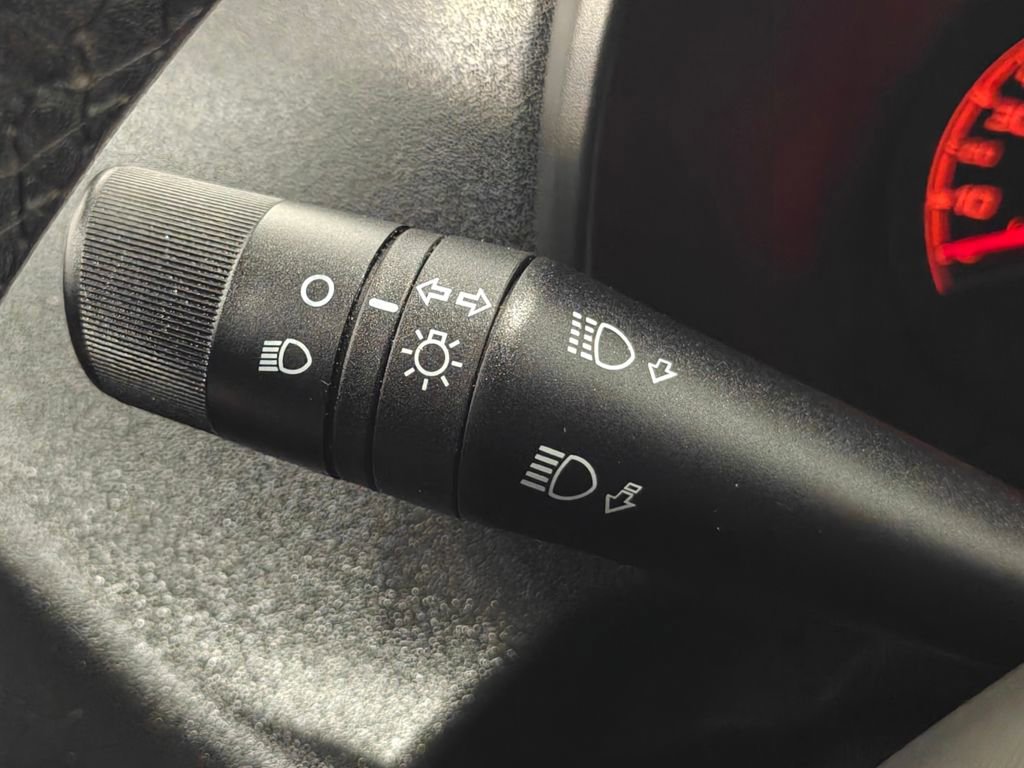 Used 2015 RAM ProMaster City Tradesman SLT w/ Rear Back-up Camera Group image 37