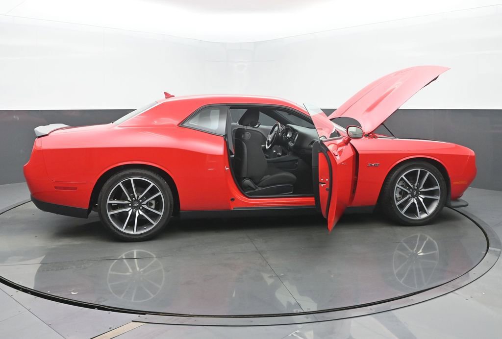 Used 2023 Dodge Challenger R/T image 55