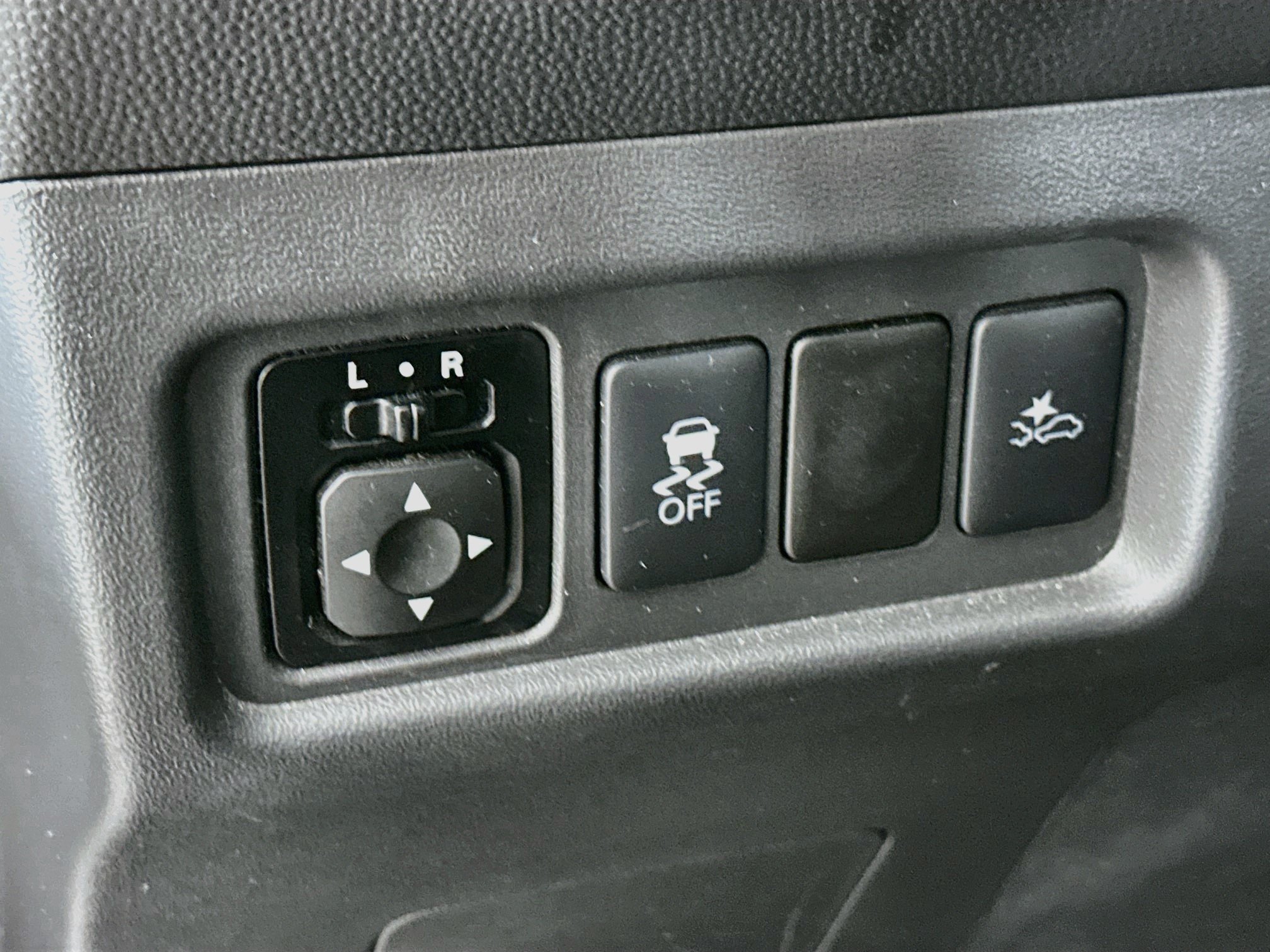 Used 2024 Mitsubishi Mirage ES FWD image 16