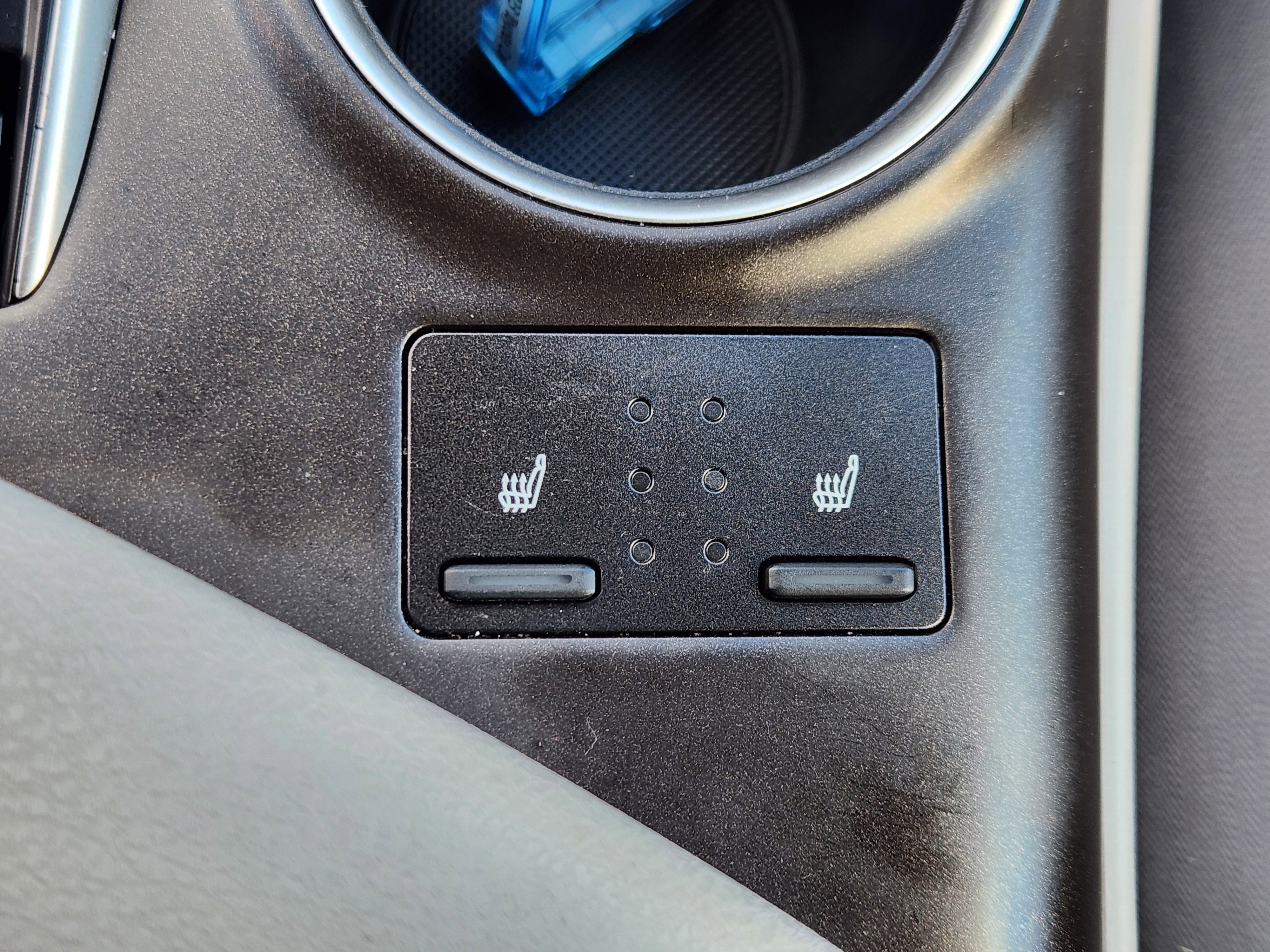 Used 2023 Toyota Camry LE image 22