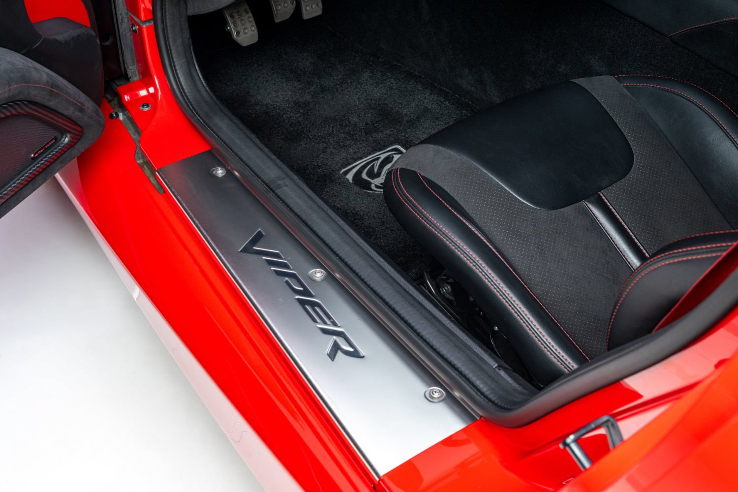 Used 2017 Dodge Viper GTC w/ ACR Package RWD image 34
