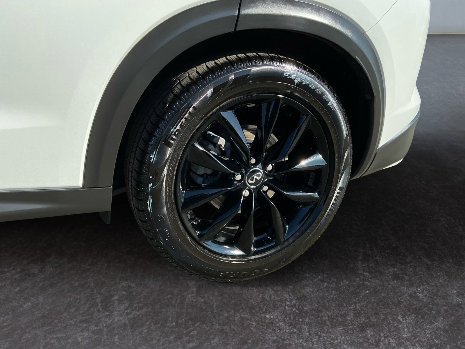 Used 2019 INFINITI QX50 Luxe image 10