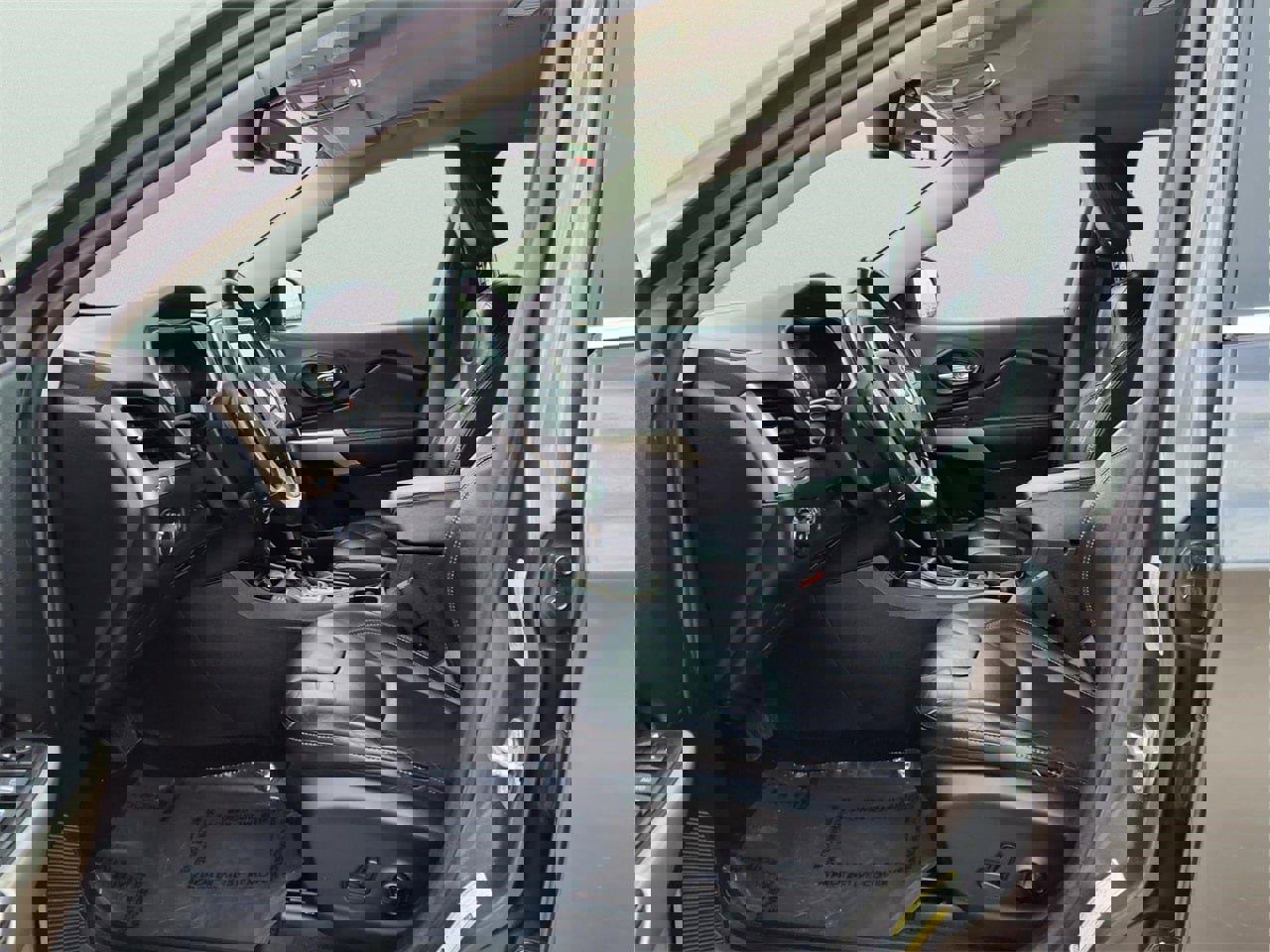 Used 2018 Jeep Cherokee Limited image 16