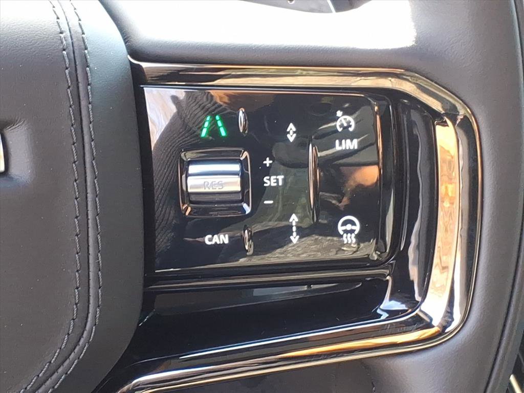 Certified 2025 Land Rover Range Rover Sport Dynamic SE image 15