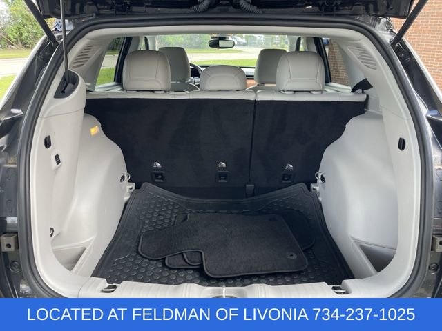 Used 2022 Jeep Compass Limited w/ Elite Group image 25