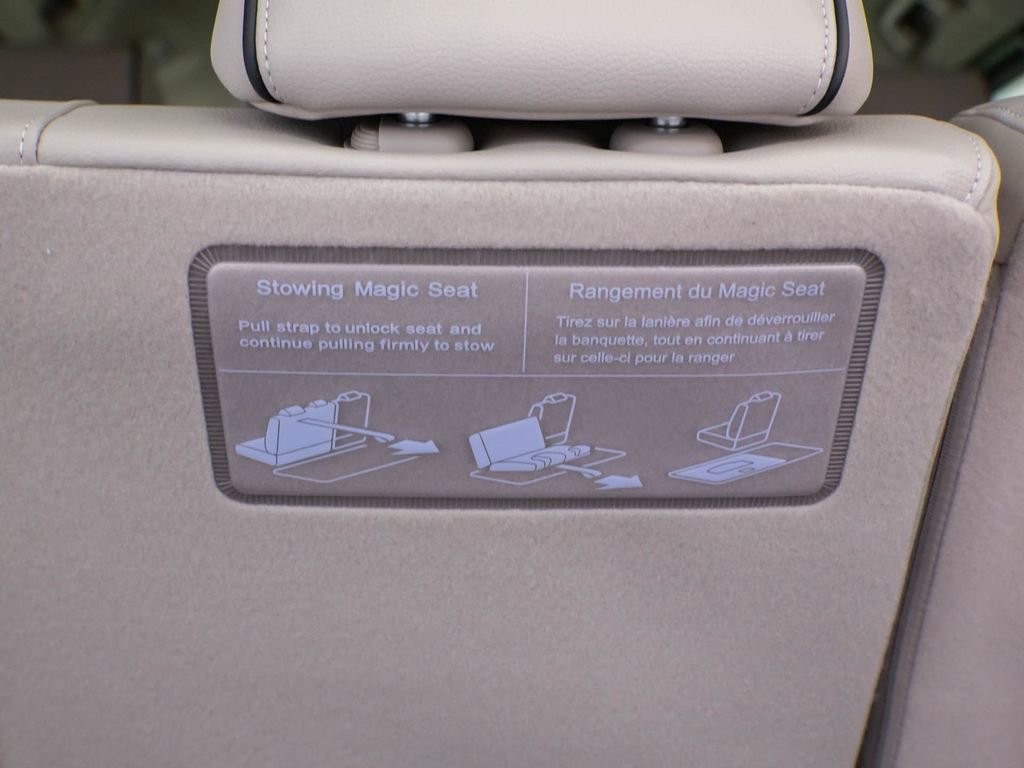 New 2026 Honda Odyssey Touring image 39