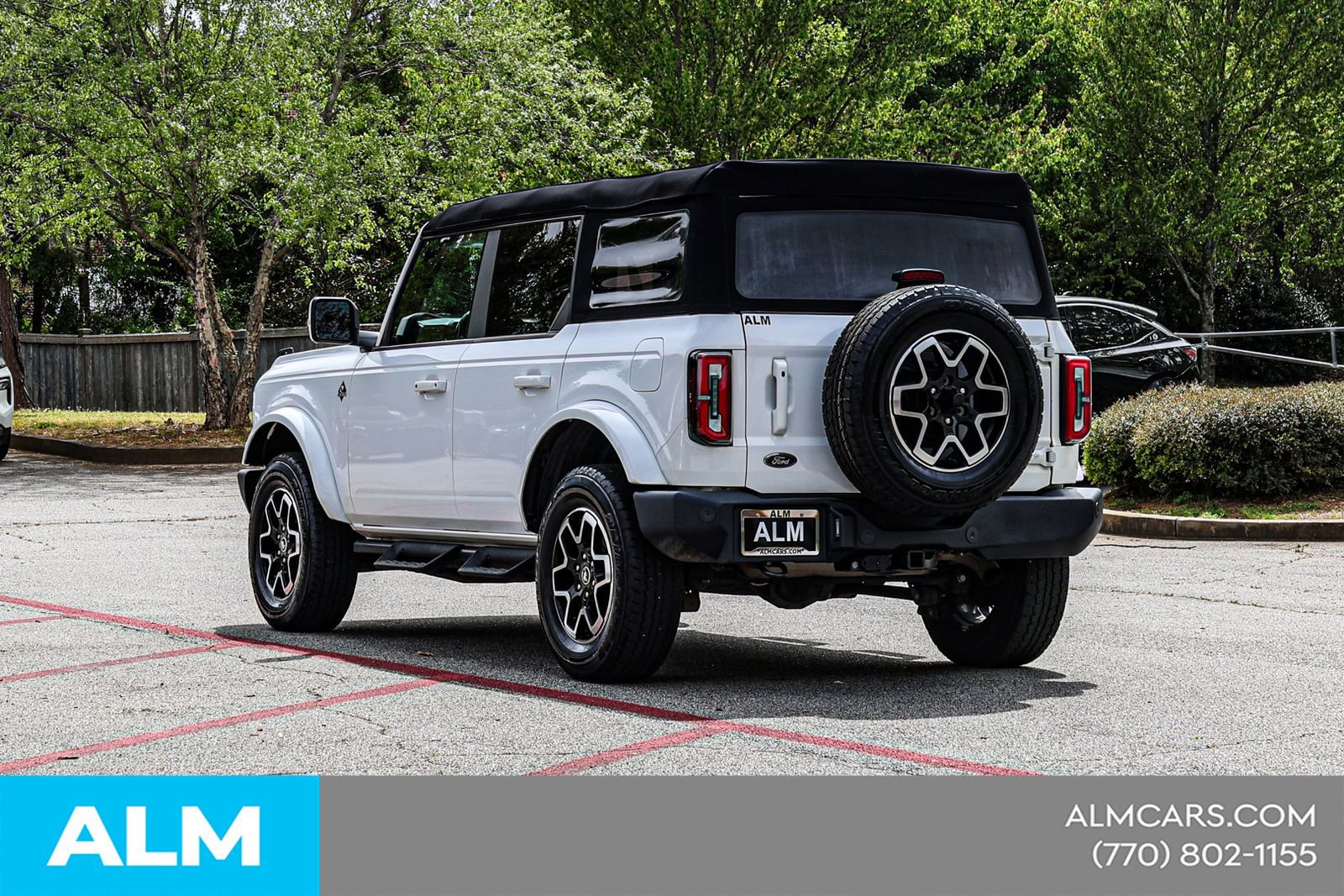 Used 2023 Ford Bronco Outer Banks image 9