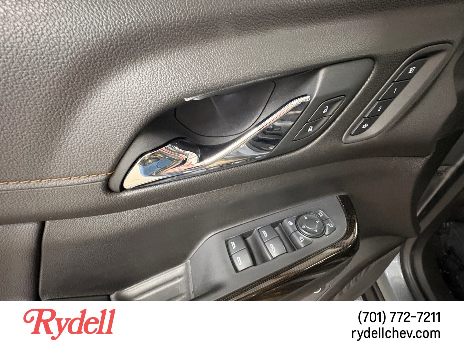 Used 2021 GMC Acadia AT4 w/ Technology Package AWD/4WD image 11