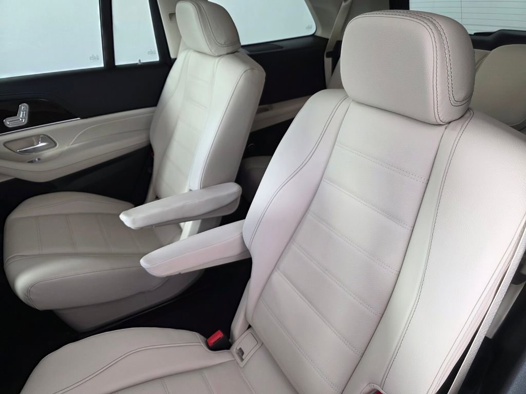 New 2026 Mercedes-Benz GLS 450 4MATIC image 13