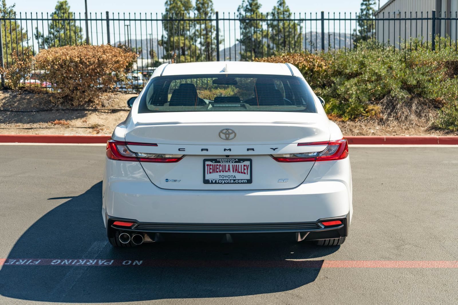 Certified 2025 Toyota Camry SE FWD image 9
