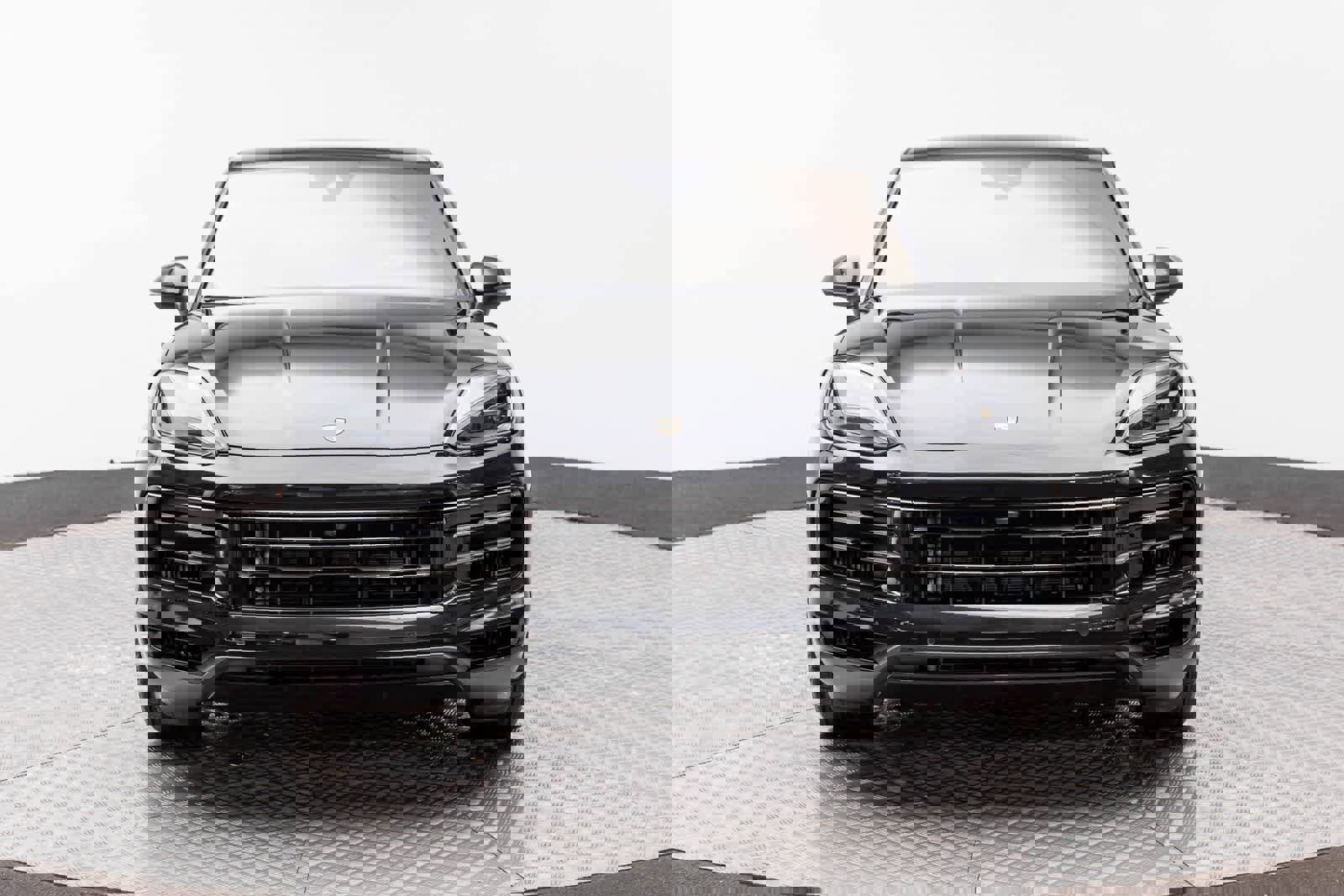 Used 2024 Porsche Cayenne S image 6