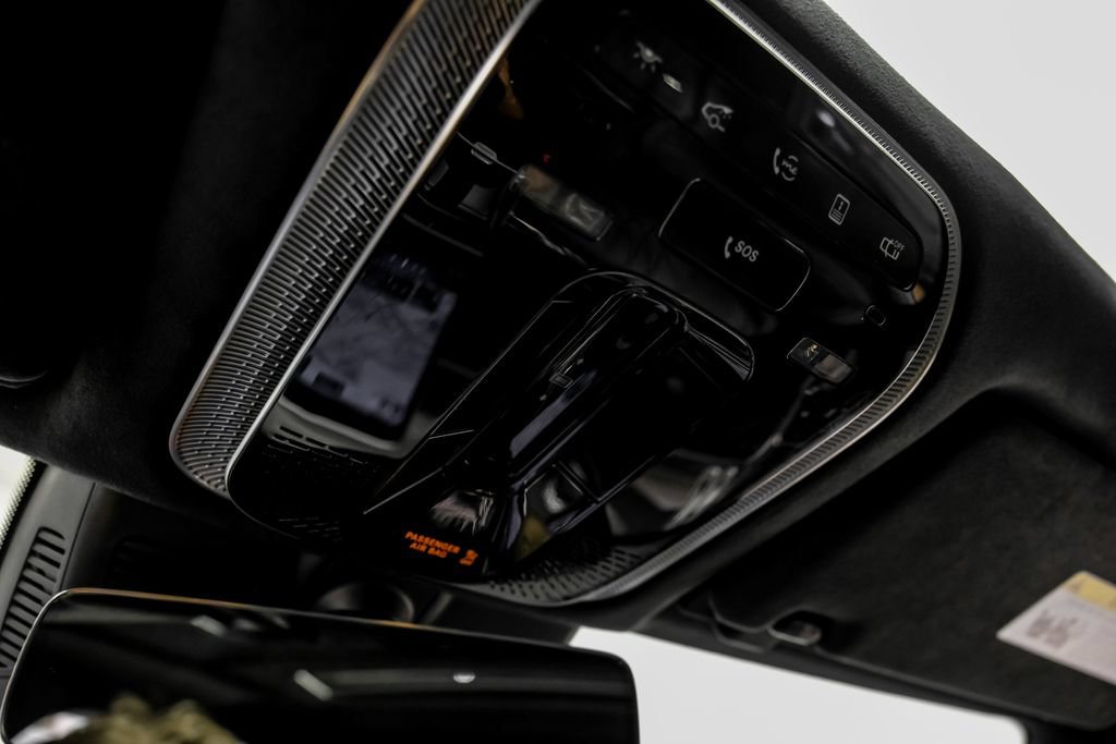 Used 2024 Mercedes-Benz S 63 AMG S w/ Carbon Fiber Exterior Package image 31