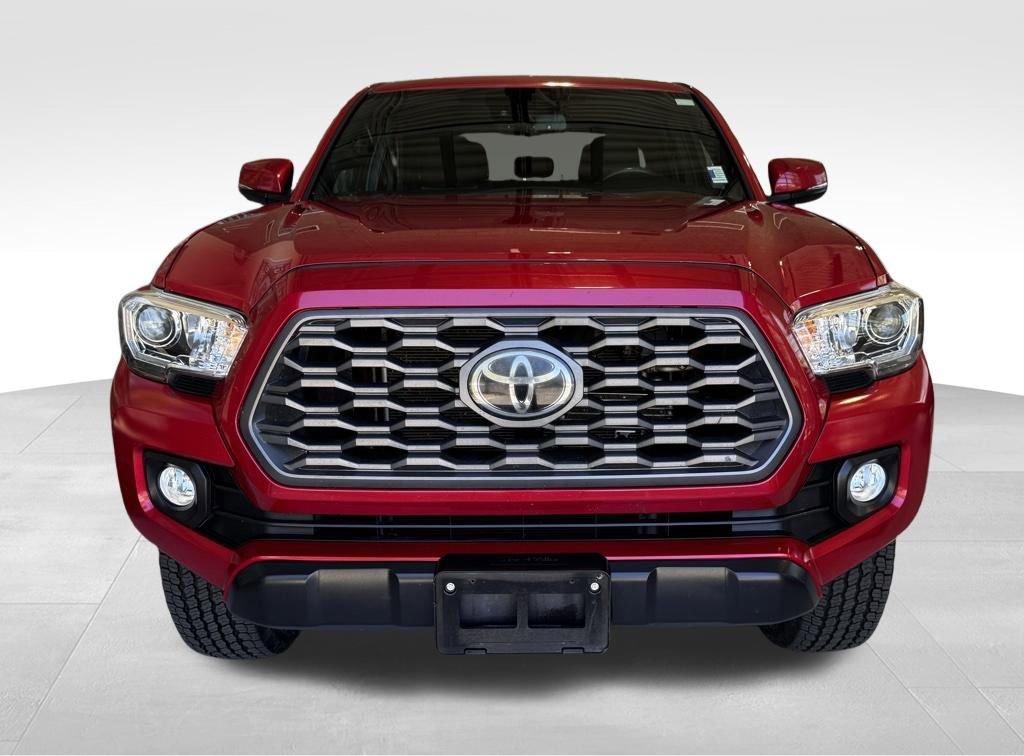 Used 2020 Toyota Tacoma TRD Off-Road w/ Technology Package AWD/4WD image 2