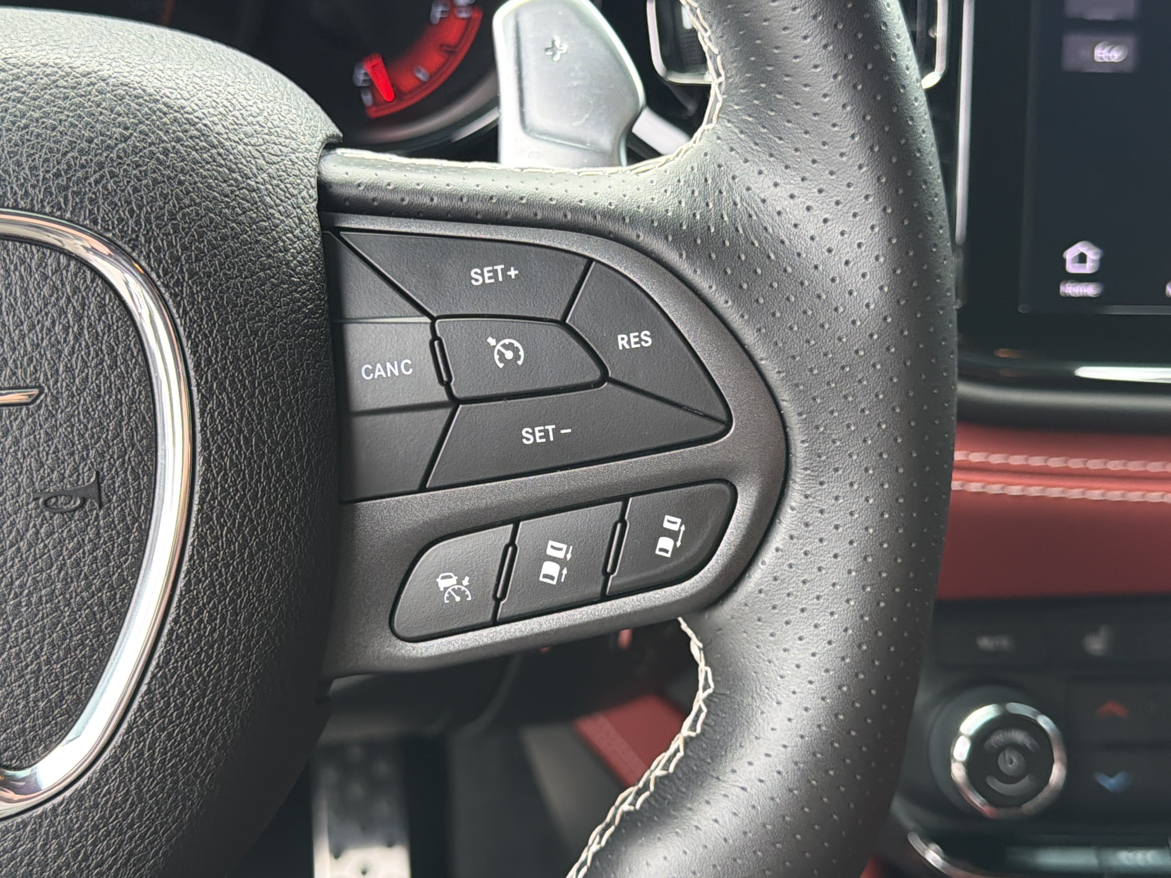 Used 2024 Dodge Durango SRT Hellcat AWD/4WD image 31